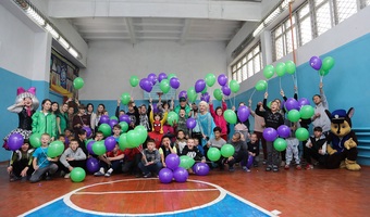 Компания MegaCom поздравила юных кыргызстанцев с Днем защиты детей