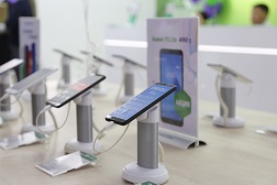 MegaCom компаниясы Bishkek Park соода борборунда MegaStore заманбап сатуу кеңсесин ачты. 